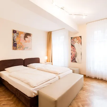 Muenzgasse An Der Frauenkirche 3*