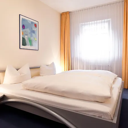 Aparthotel Muenzgasse An Der Frauenkirche 3*