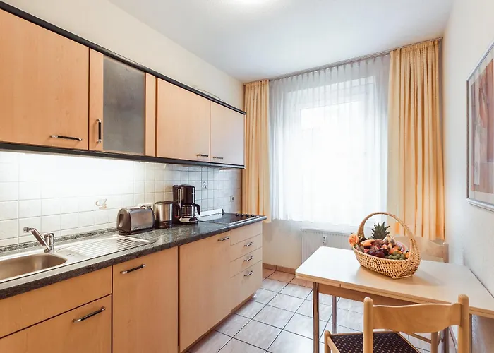 Muenzgasse An Der Frauenkirche