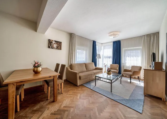 Muenzgasse An Der Frauenkirche