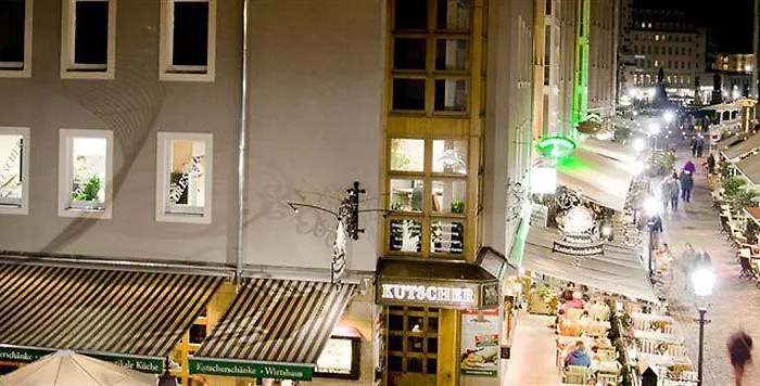 Muenzgasse An Der Frauenkirche Drezno